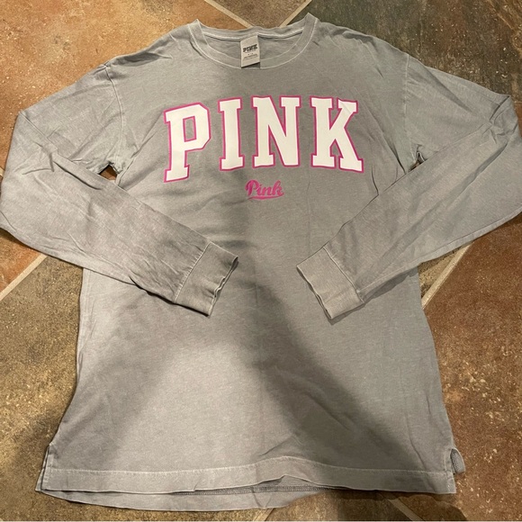 PINK Victoria's Secret Tops - PINK oversized long sleeve tee